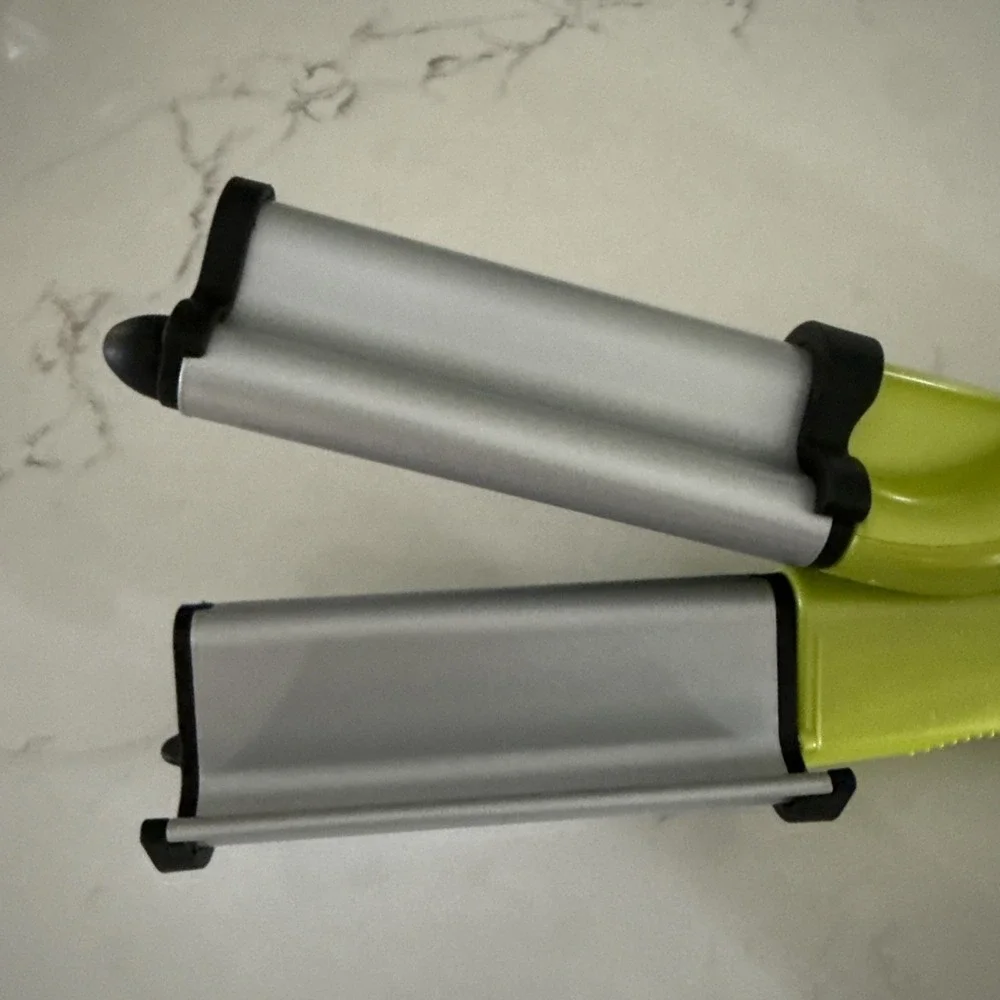 TIGI Bed Head Wave Artist Tourmaline Ceramic Curling Iron Neon Green Tested EUC